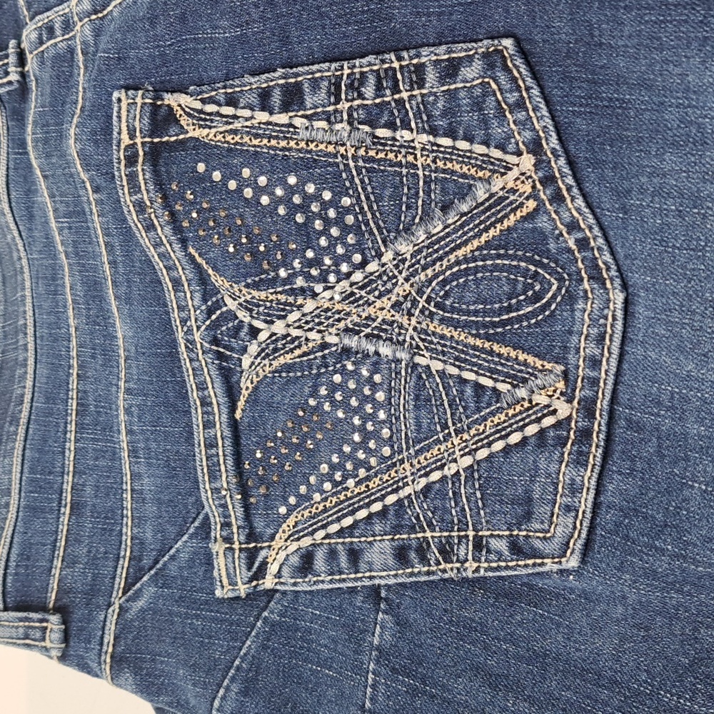 Wrangler Q-Baby No Gap Waistband Bootcut Blue Jeans Size  9/10 x 32 - Picture 17 of 17